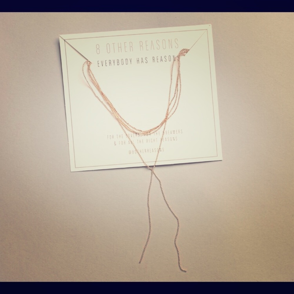 8 other reasons nine lives choker